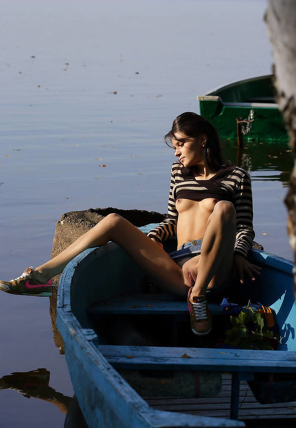 Илона, 23 года, 0 размер груди